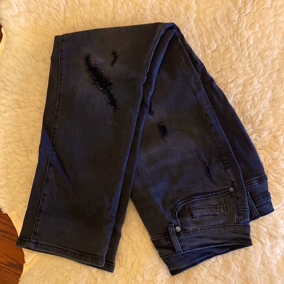 NWT DG2 by Diane Gilman Stretch Destructed Skinny Jean women’s 16p - Picture 2 of 7